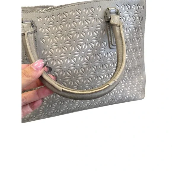 Tory Burch Robinson Laser Cut Satchel Bag Taupe - Picture 4 of 5